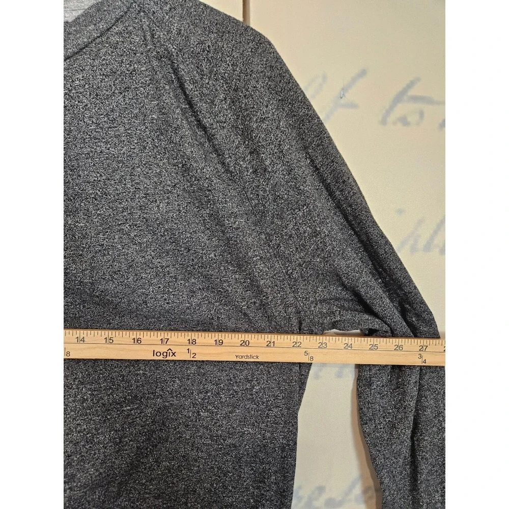 Banana Republic Quick Dry Henley XL Gray Long Sleeve Performance Raglan Shirt